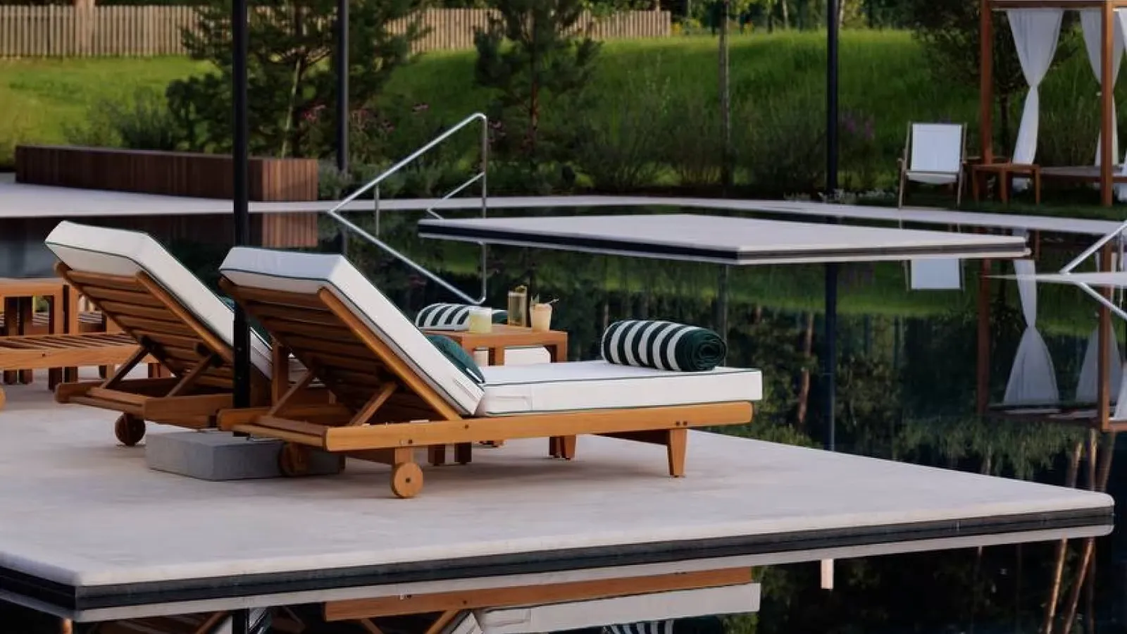 Alaska Pool Club