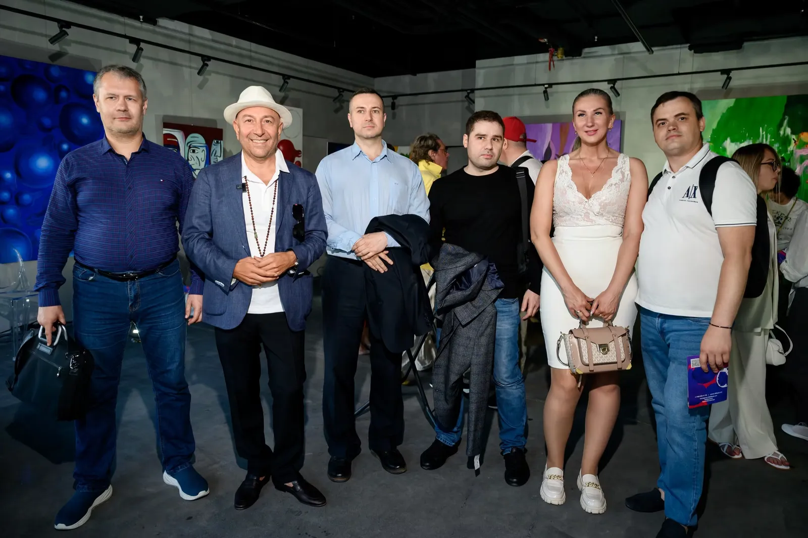 Фотоотчет Игра взглядов в гранатовом саду