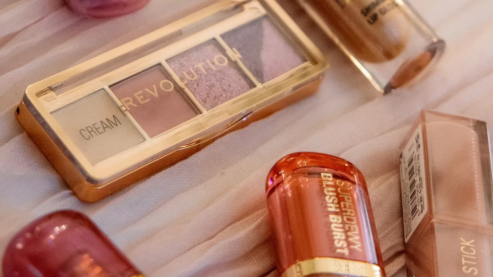 Aroma & Revolution