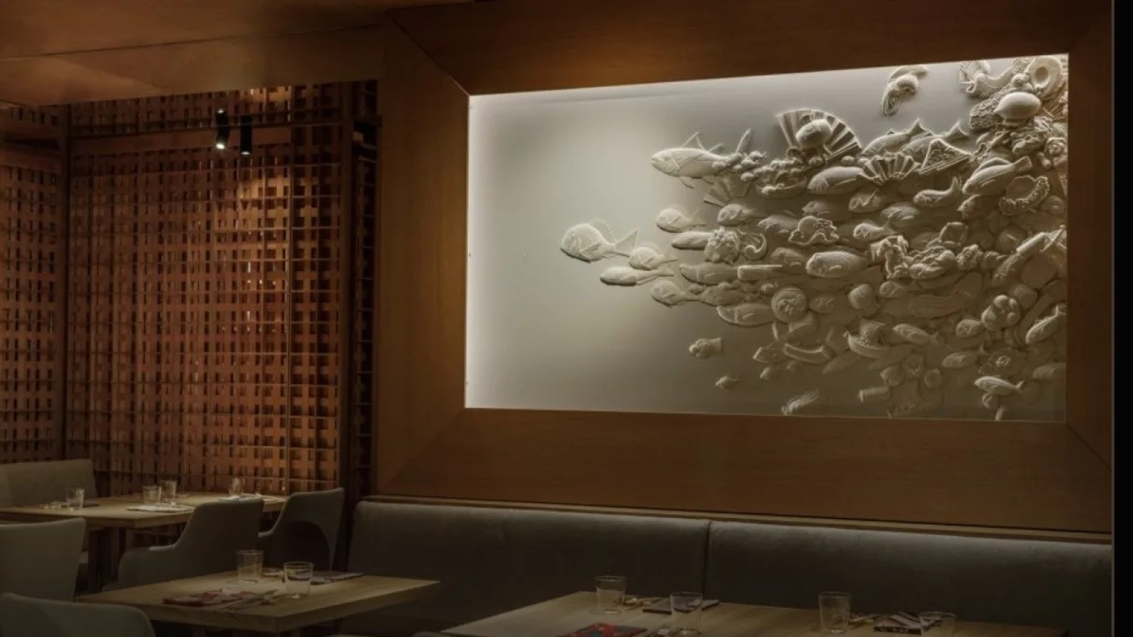 Интерьер ресторана Motto Azabu Интерьер ресторана Motto Azabu