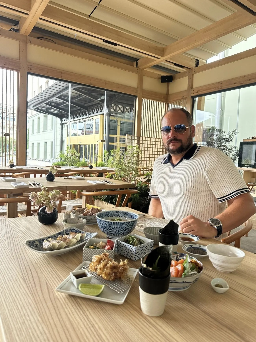 Кухня ресторана Motto Azabu Кухня ресторана Motto Azabu